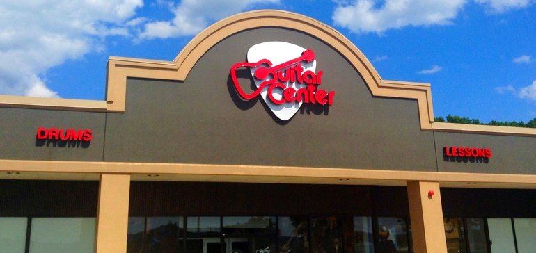 تم إعداد Guitar Center للخروج السريع من الإفلاس بعد الموافقة على الخطة