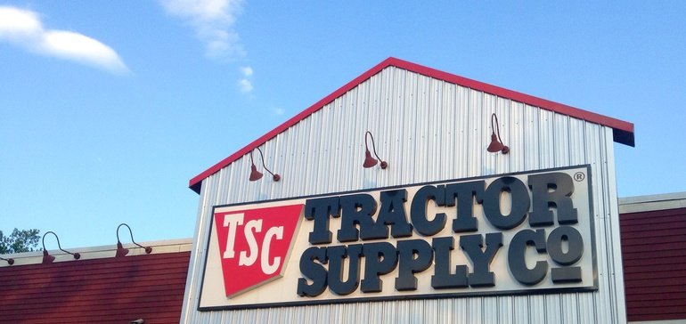الرئيس التنفيذي لشركة Tractor Supply: "التحدي الذي يواجه جميع تجار التجزئة هو البقاء في صدارة احتياجات عملائهم"