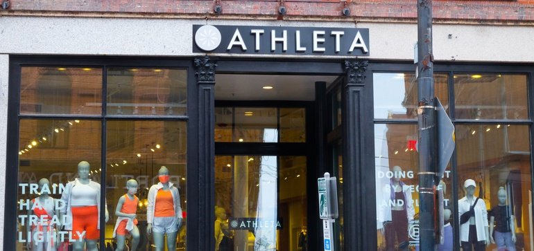 Athleta تطلق منصة الصحة الرقمية `` AthletaWell ''