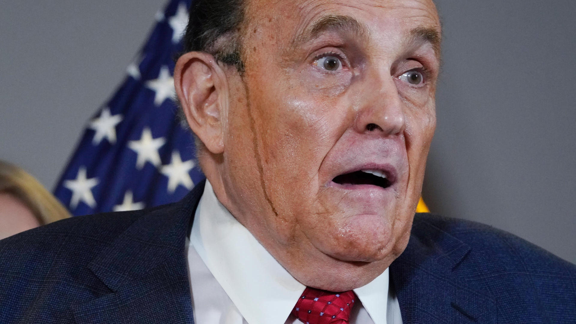 "Bei Giuliani sickert das Böse raus"