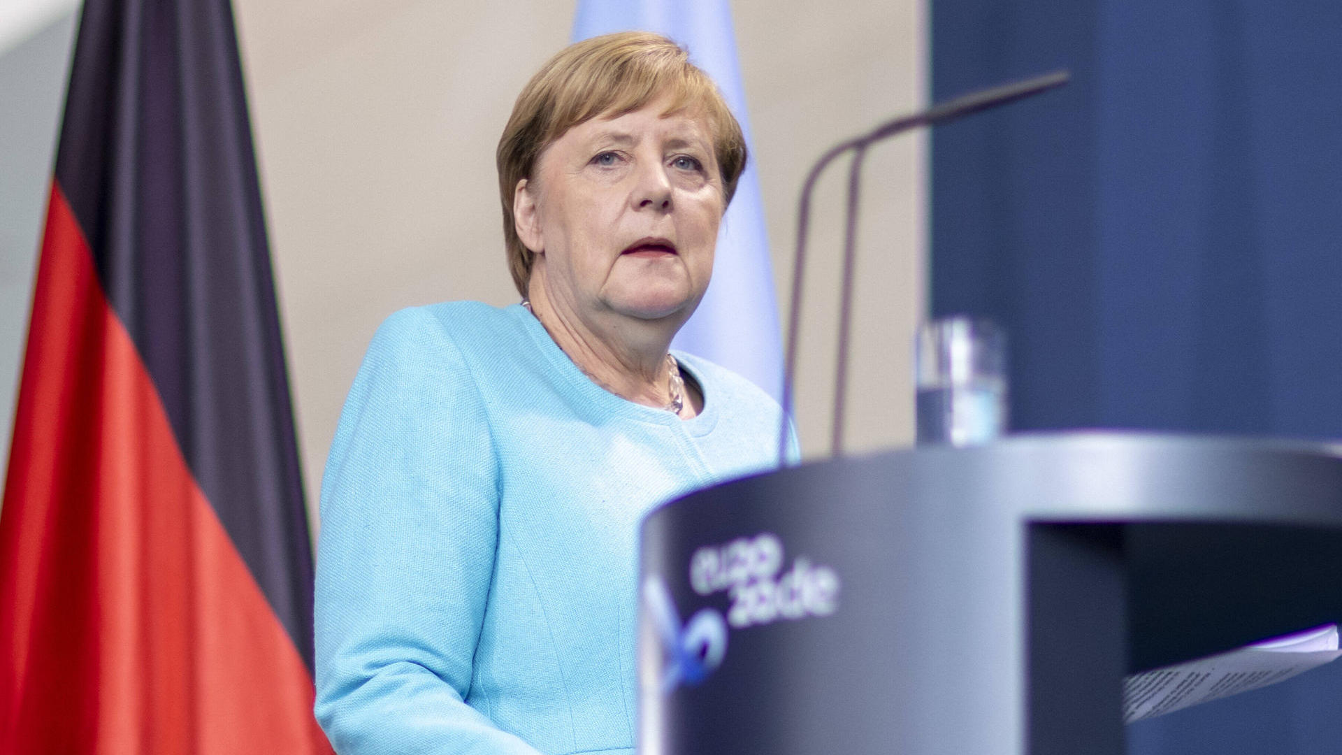 Türkische Zeitung zeigt Angela Merkel als Piratin