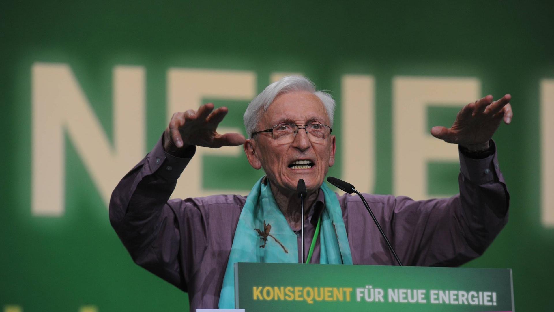 Partei-Mitbegründer Wilhelm Knabe ist tot