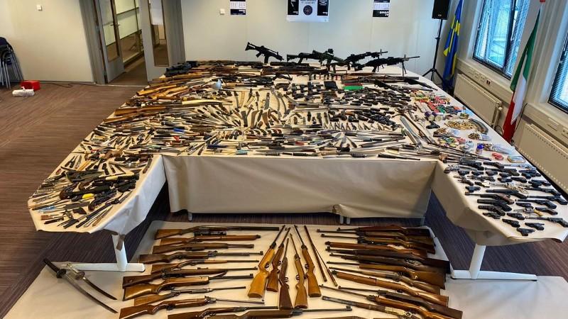 Straffrei Waffe abgeben: Resonanz überwältigt Polizei