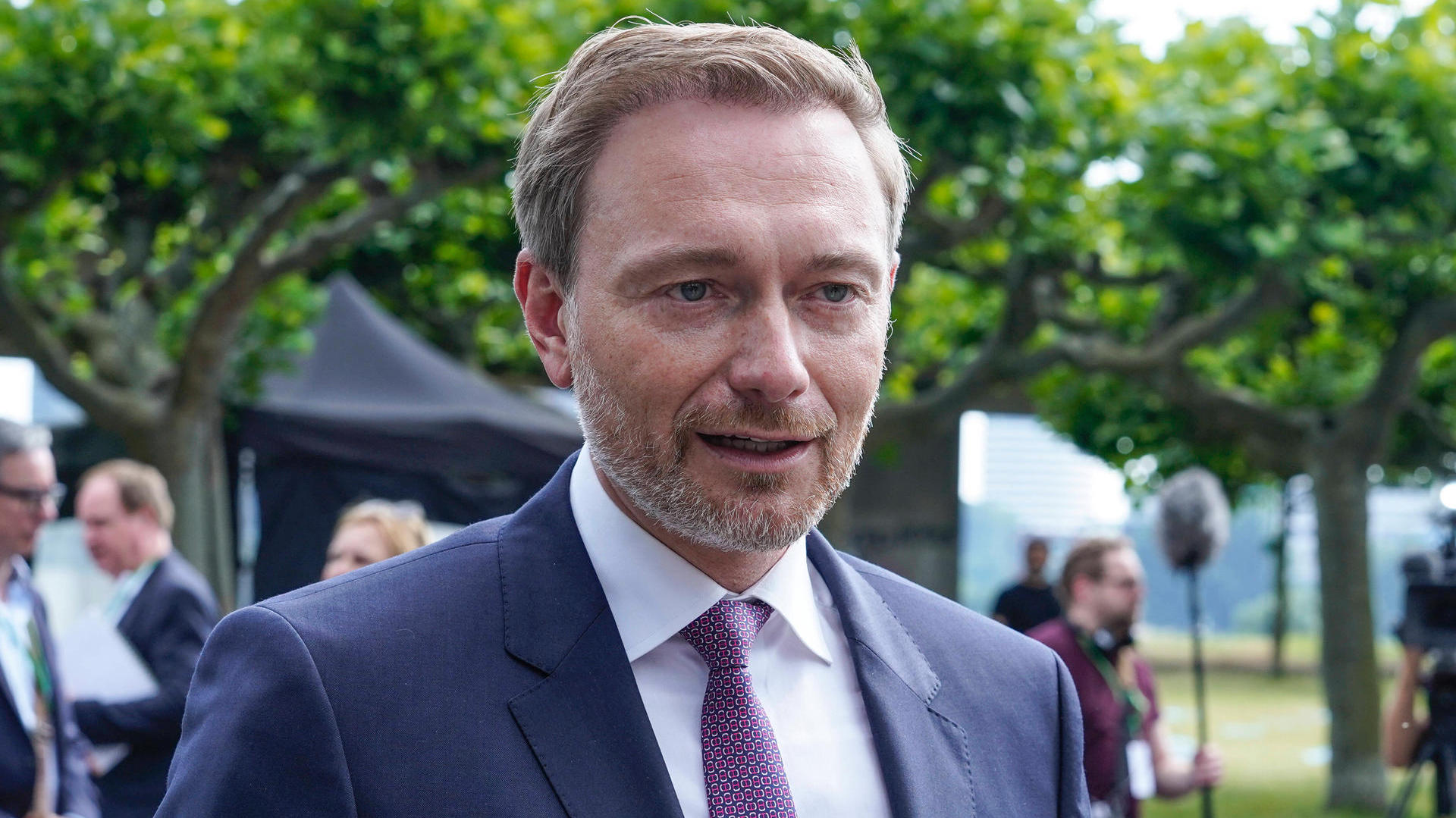 Finanzministerium nicht den Grünen überlassen