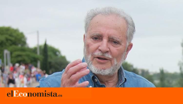 Anguita: "Si se pacta un programa, es normal que se forme Gobierno con Podemos"