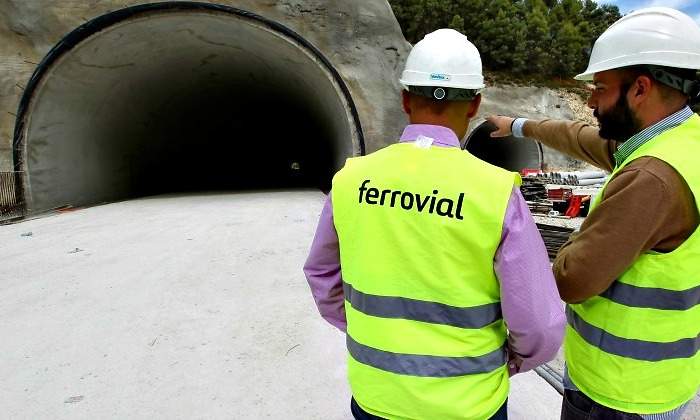 Ferrovial acaricia máximos históricos y elMonitor eleva el stop a 21,5 euros