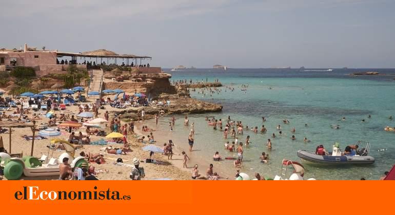 España supera los 38 millones de turistas hasta junio, con un gasto de 40.380 millones, un 3,7% más