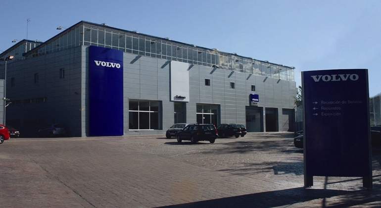 ¿Cuáles son las marcas de coches que apenas venden a clientes particulares?