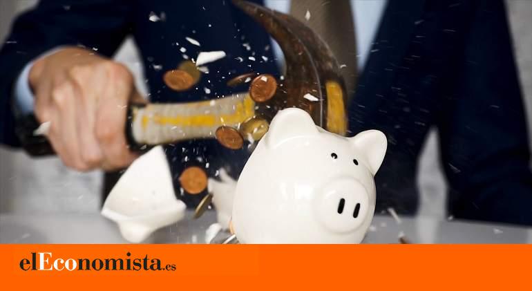 El sector privado censura la reforma del ahorro impulsada por el Gobierno
