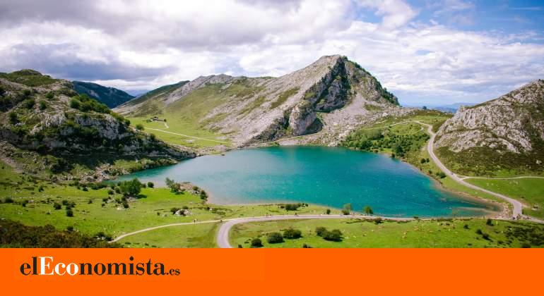 Un recorrido por las 10 carreteras más bonitas y singulares de España