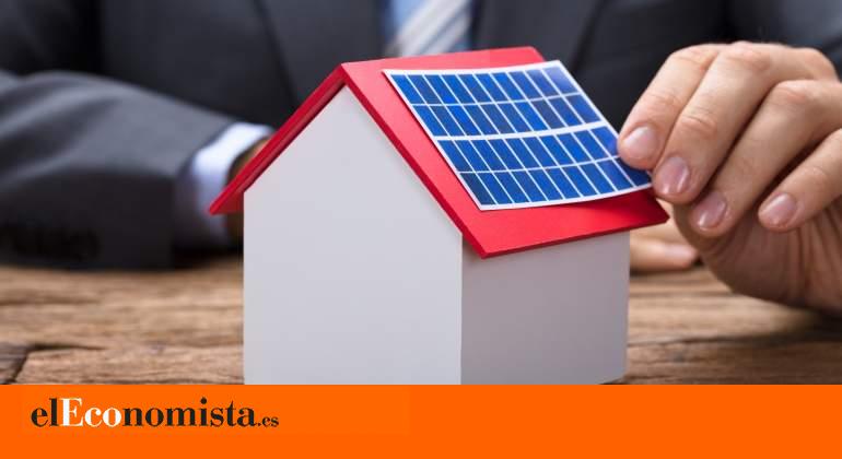 Estos son los mejores paneles fotovoltaicos del mercado, según la OCU: características y precio