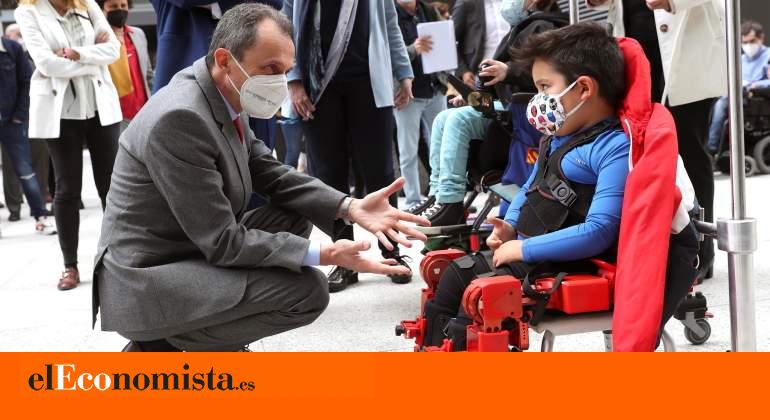 Otro éxito de la ciencia española: el primer exoesqueleto comercializable para niños sale del CSIC