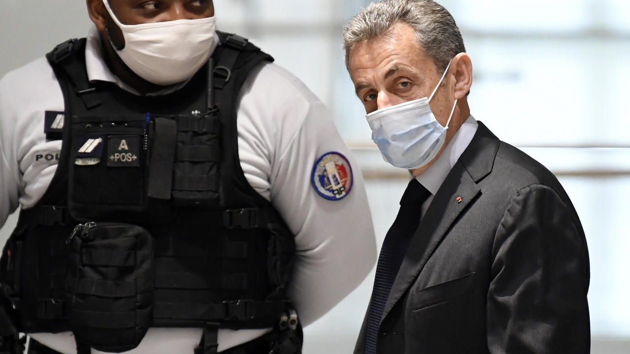 Nicolas Sarkozy dénonce des "infamies" à la reprise de son procès