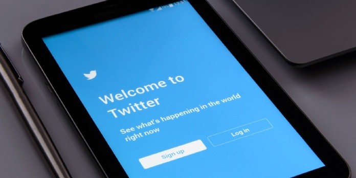 Les 15 ans de Twitter en hashtags