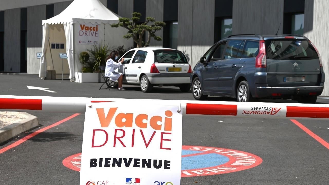 un premier "vaccidrive" ouvre en France près de Montpellier