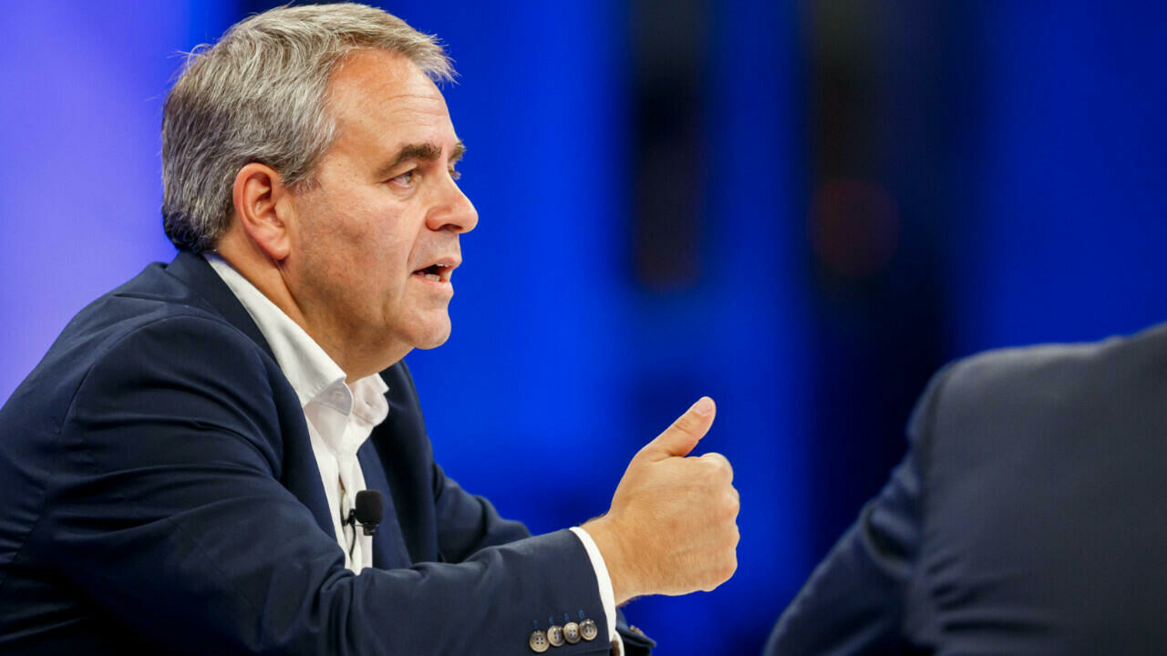 Xavier Bertrand refuse d'être candidat "à une primaire" de la droite