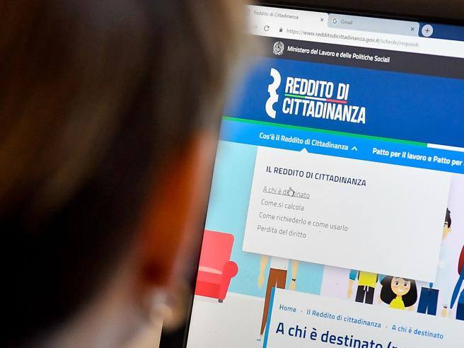 Reddito di cittadinanza, parte la fase due per oltre 704 mila disoccupati