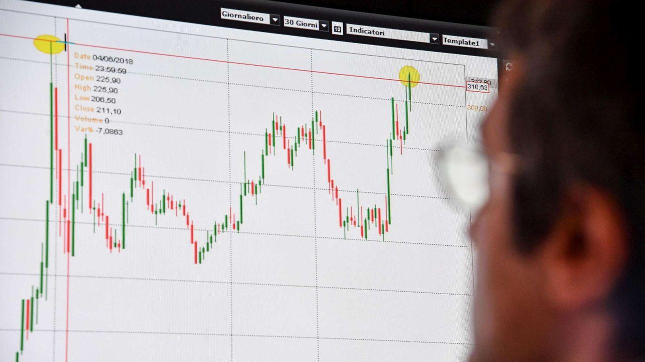 18:15 | Spread Btp chiude a 158 punti, minimi da metà maggio 2018
