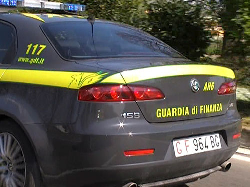 Reddito di Cittadinanza: GdF in campo per stanare i furbetti