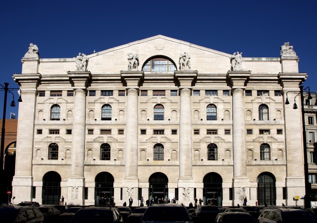 Borsa Hong Kong vuole acquisire LSE, Piazza Affari rischia di diventare cinese