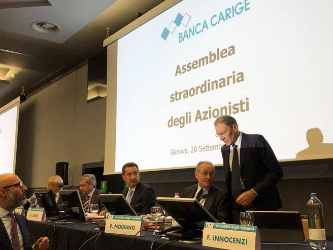 Banca Carige, l'assemblea da l'ok al salvataggio