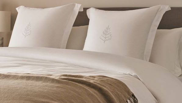Four Seasons porta la sua brand experience nelle case dei fan con un e-shop di lenzuola e materassi di lusso