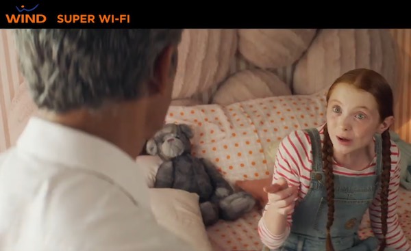 on air il nuovo spot con il ‘detective’ Fiorello e Rovazzi