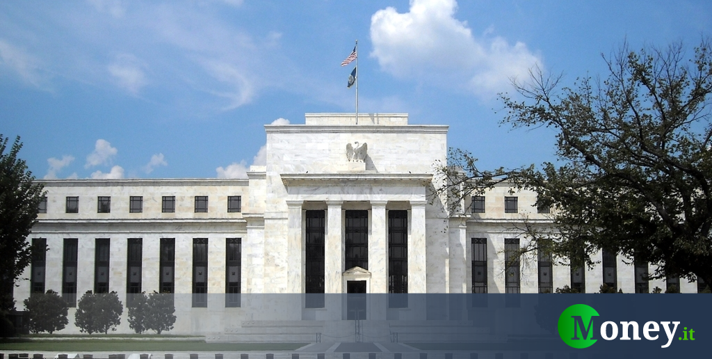 Riunione Fed, tassi quasi a zero per tre anni. Powell: “Ripresa migliore del previsto”