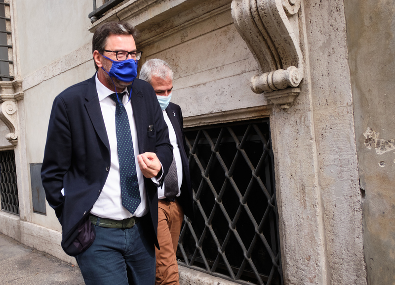 Ex Ilva, Confindustria in pressing. Giorgetti subito gli straordinari al Mise