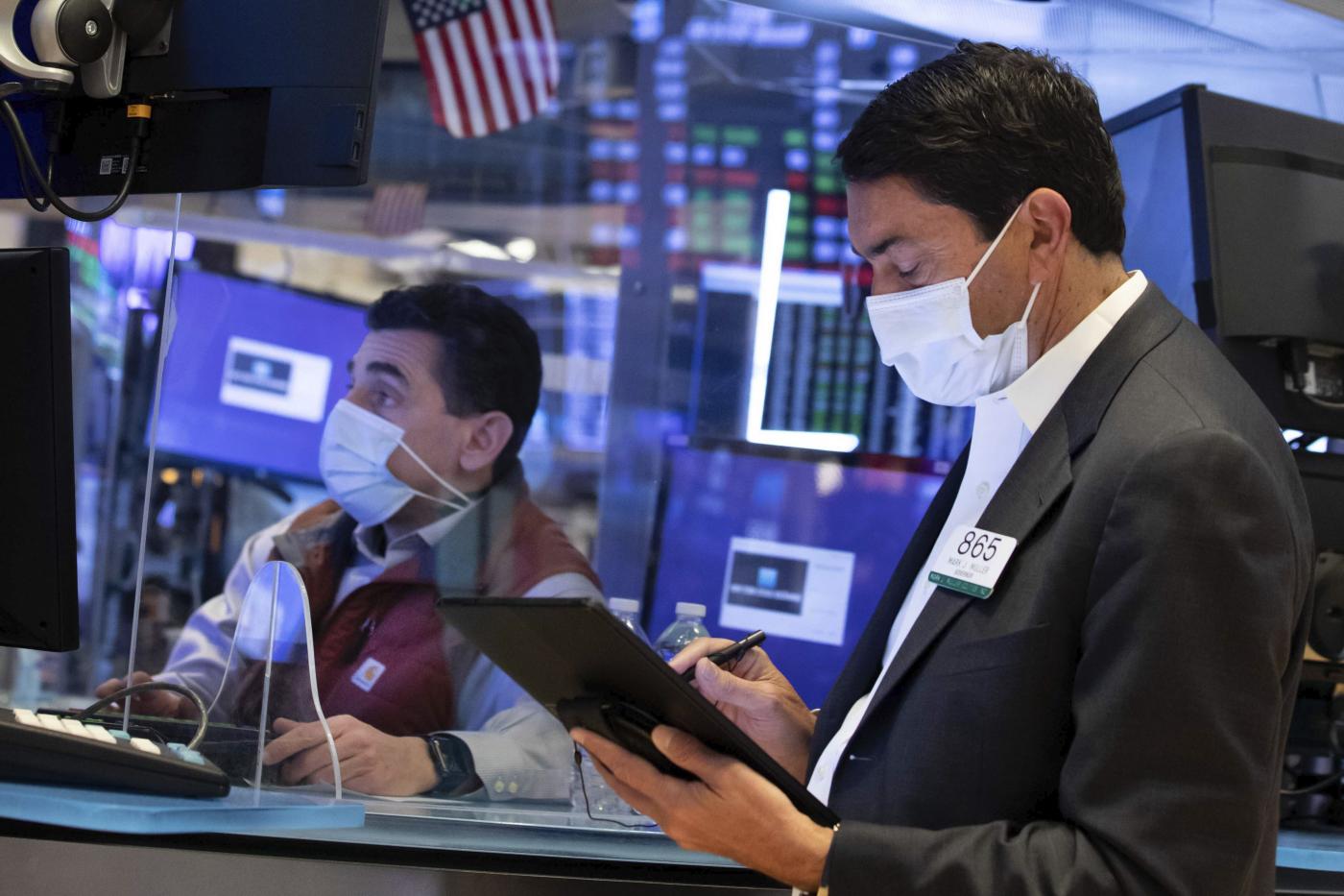 Borsa, Wall Street chiude in rialzo, Dow Jones +1,39%, Nasdaq +1.24%, S&P +1,66%