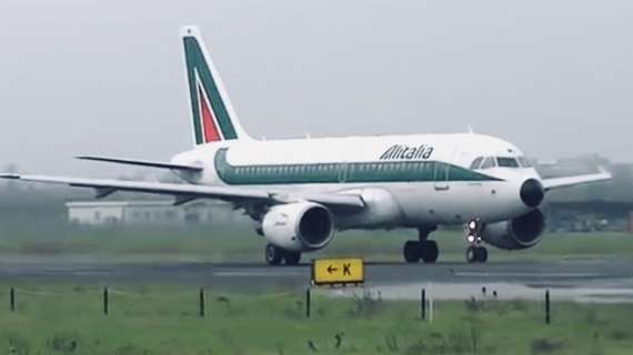 Alitalia, sindacati: "Compagnia aerea anonima con piano industriale modesto. Danni inestimabili"