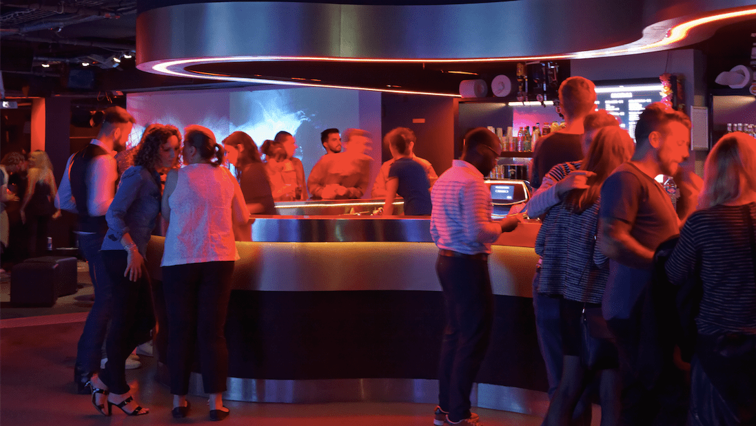 Noi in galera e loro se la spassano