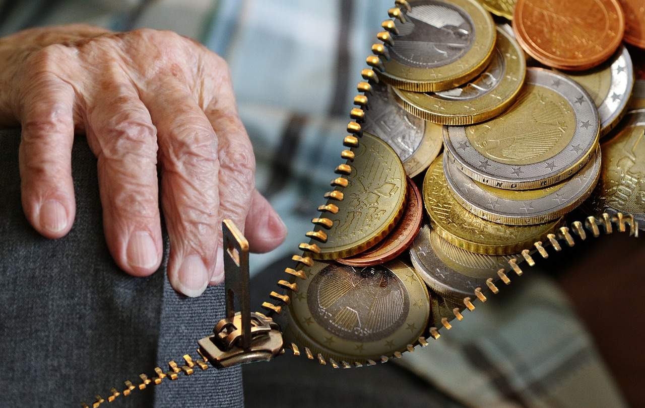 Sorprendente come la riforma pensioni incuta timore nei nati del 1960 e si cerca la strada per evitare i 5 anni ma senza penalizzazione 