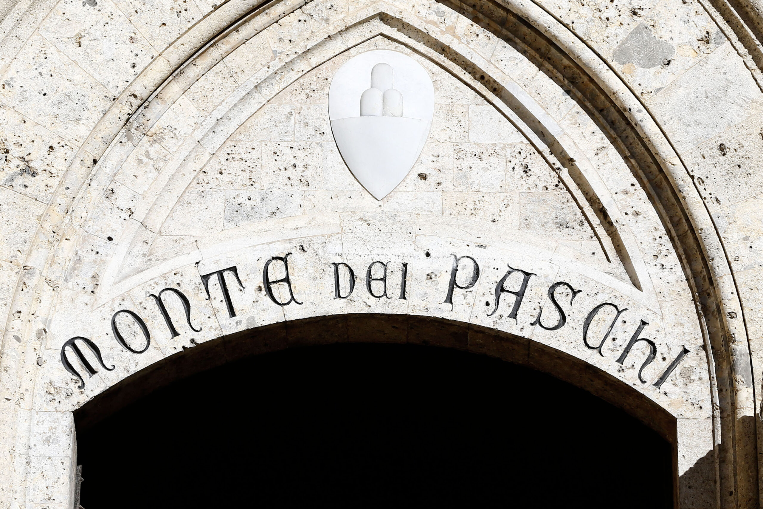 Monte dei Paschi può essere una bomba per Letta e il Pd