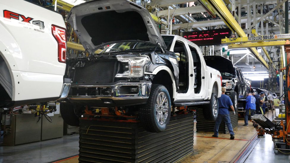 Fábrica de automóviles en Estados Unidos.