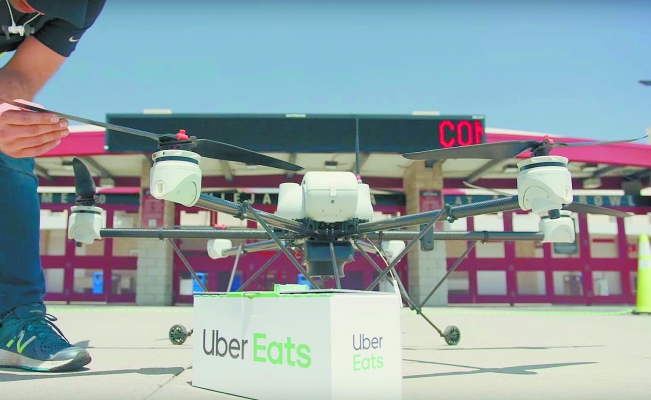 Uber ensaya entrega de comida con drones