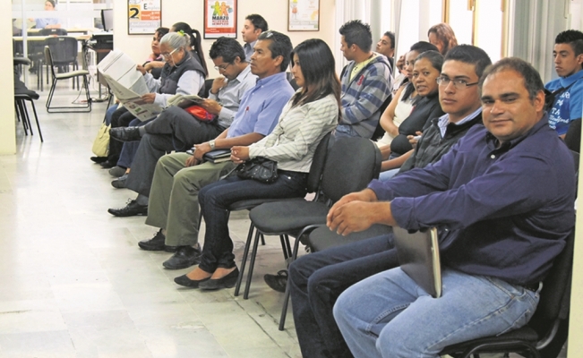 Generación de empleos formales cae 67.9% durante agosto