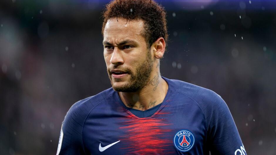"NEYMAR" na odzieży i butach. Słynny Brazylijczyk wygrał przed sądem