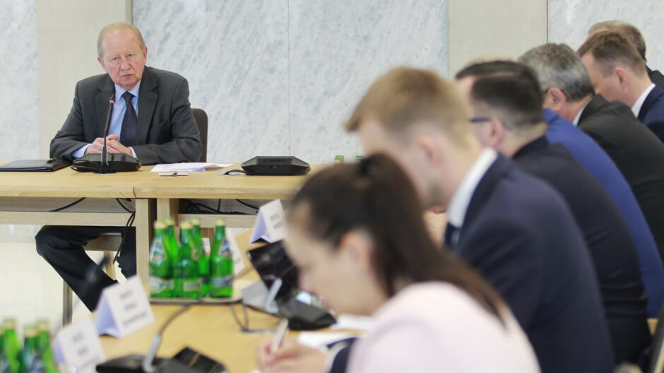 "W 2014 roku problem wyłudzeń na prętach zniknął". Kolejni świadkowie przed komisją