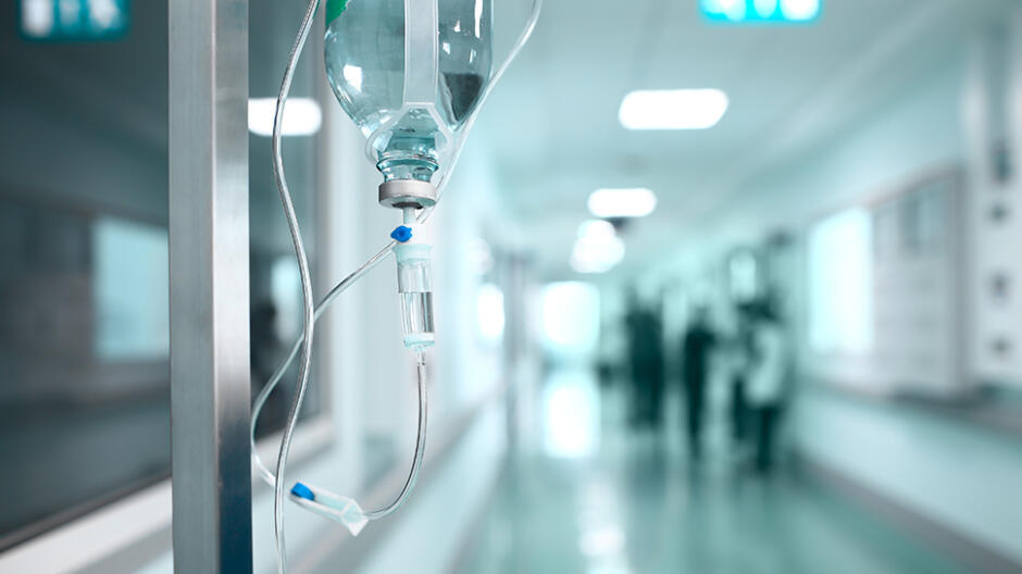 Pielęgniarek będzie jak na lekarstwo. "Główne zagrożenie dla systemu ochrony zdrowia"
