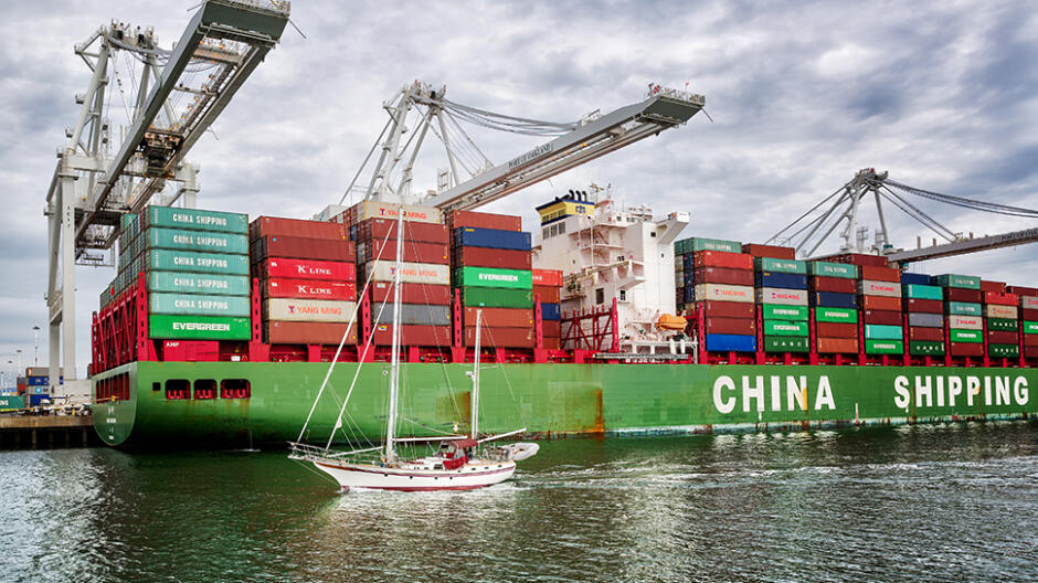 USA podniosły cła na chińskie towary. Pekin "ubolewa" i grozi odwetem