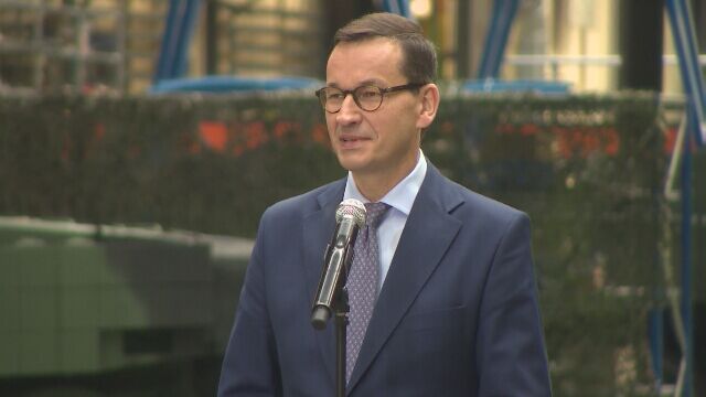 Premier Mateusz Morawiecki w zakładach Bumar-Łabędy. Kontrakt na remonty i modyfikację T-72