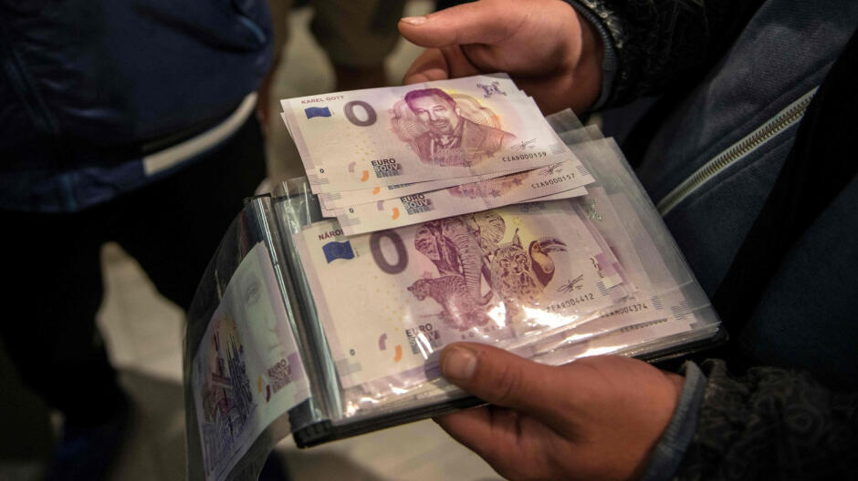 Dwa egzemplarze na osobę. Banknoty o nominale zero euro rozeszły się błyskawicznie
