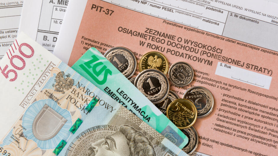 "Wyższe zarobki, niższe podatki". Szczegóły planu opozycji