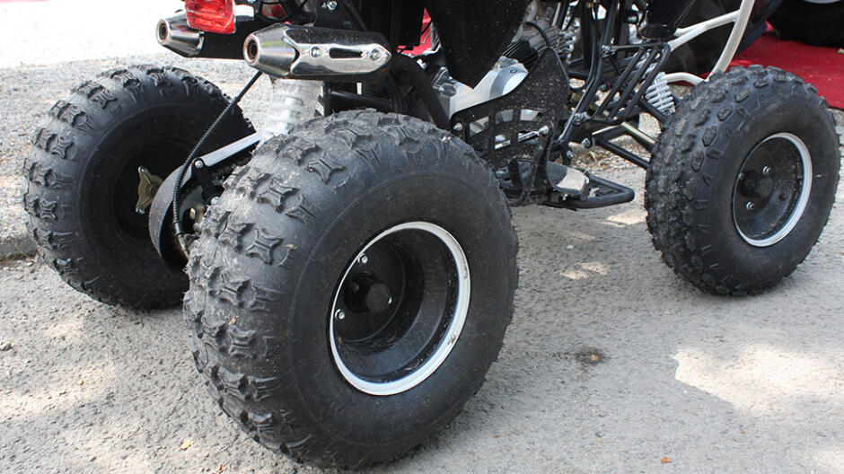 Złoty łańcuszek, pieniądze, quad - drogie prezenty komunijne trzeba zgłosić do fiskusa