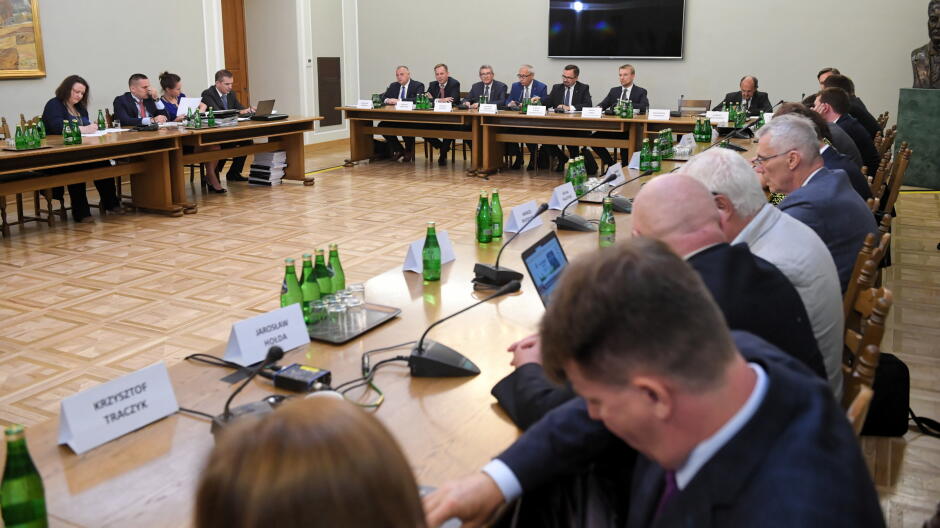 Szef komisji do spraw VAT chce Trybunału Stanu dla Tuska, Kopacz i byłych ministrów