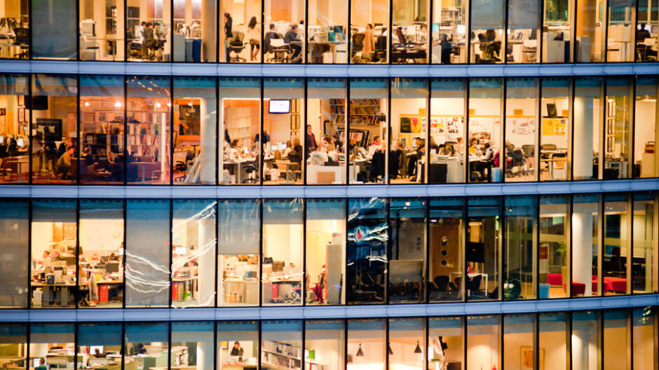 Emerytalna rewolucja wchodzi do największych firm. "Idzie sprawnie"