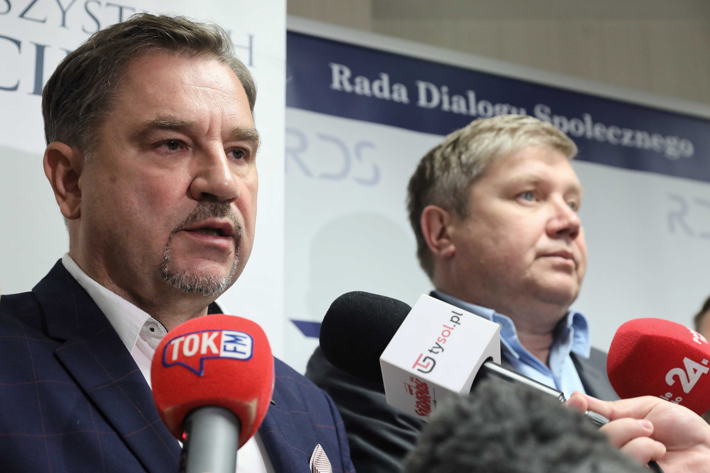 Piotr Duda i Cezary Kaźmierczak o zniesieniu limitu składek na ZUS