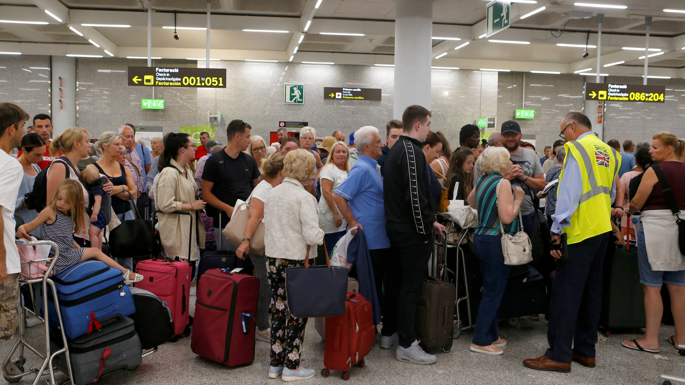 Thomas Cook - biuro ogłosiło upadłość. Powrót do kraju turystów