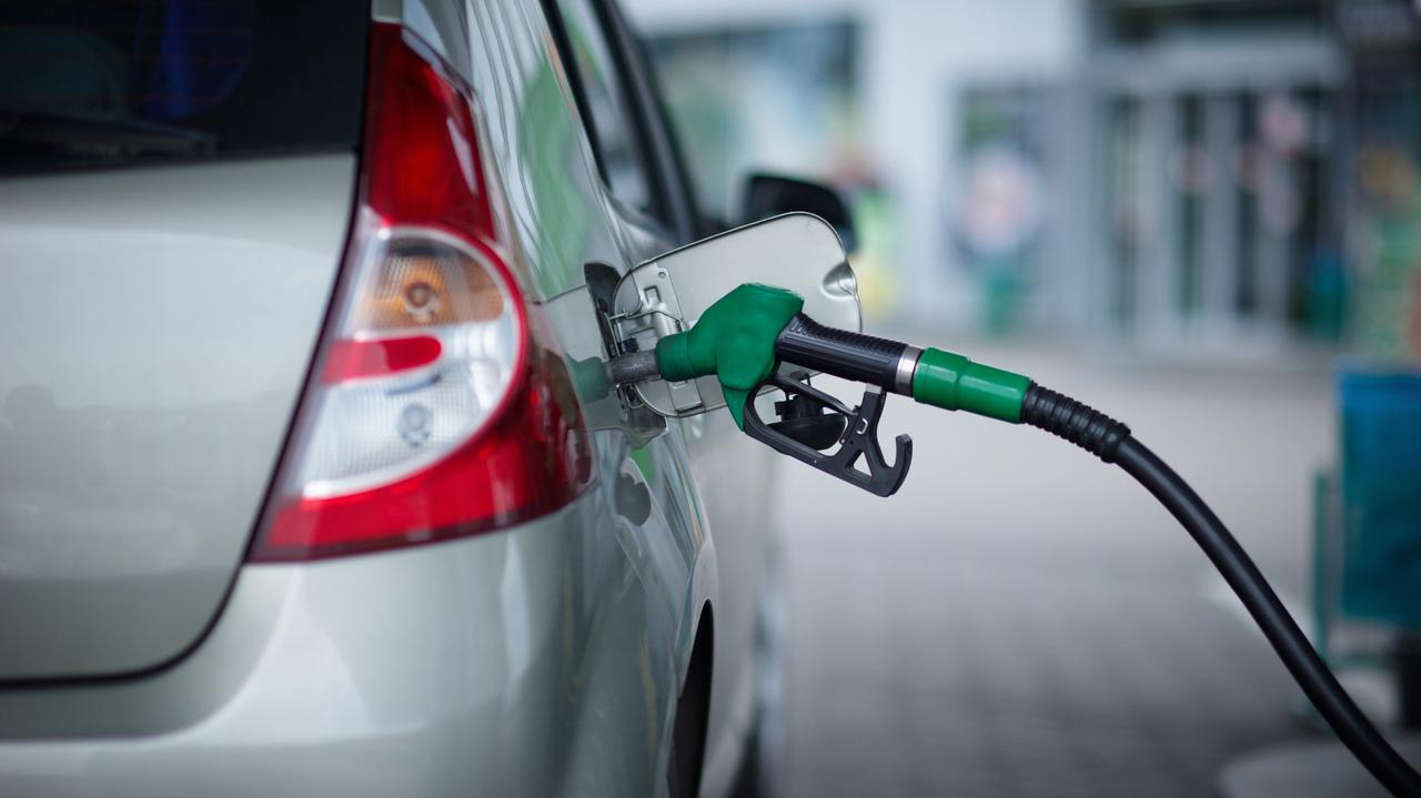 Stacje paliw w Polsce. Ceny benzyny, oleju napędowego i autogazu - BM Reflex, E-petrol